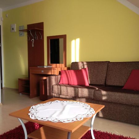 Luxury Apartment Bešeňová Exteriör bild